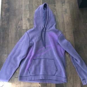 Under armour sweatshirt